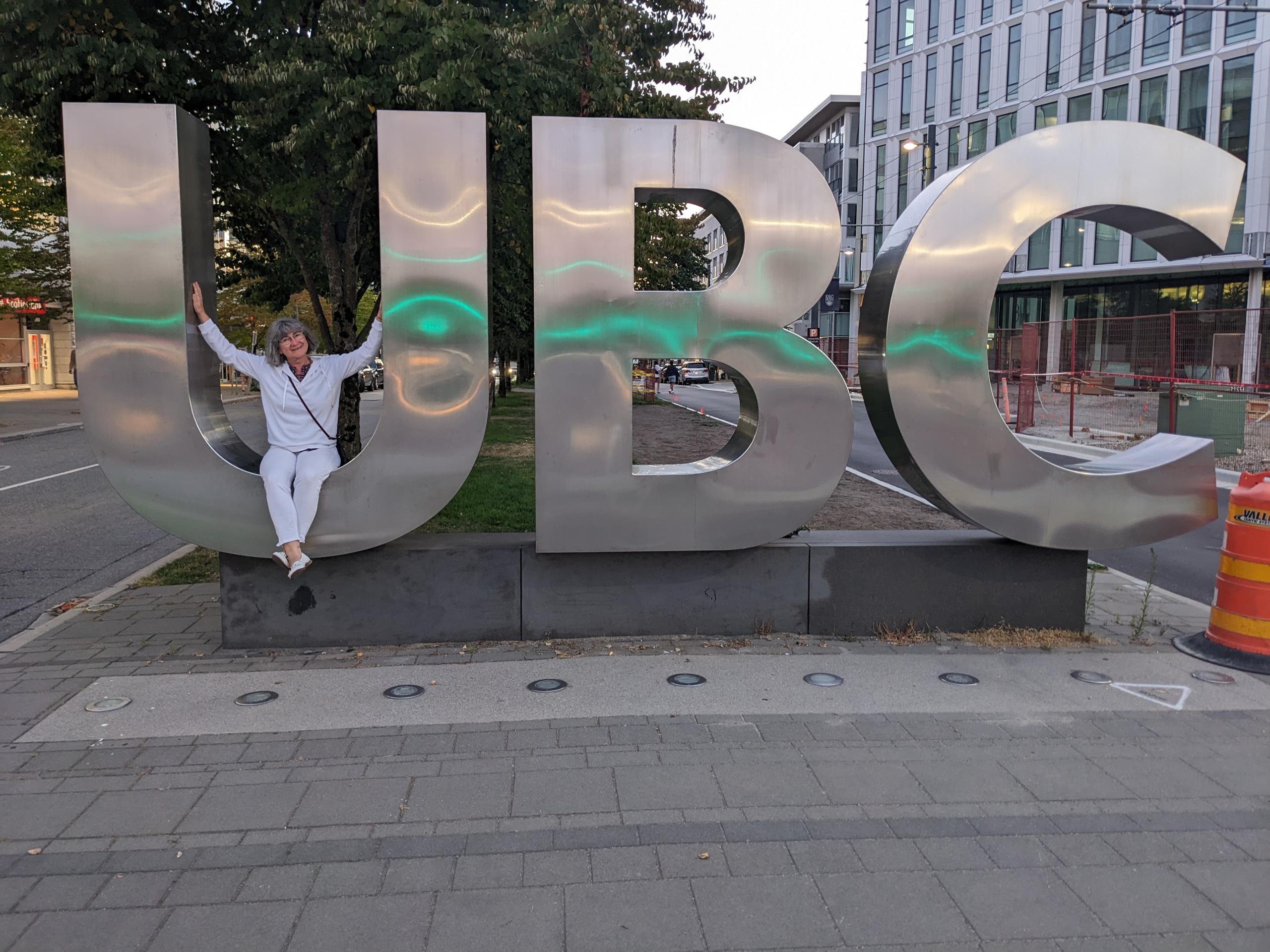 PXL 20250730 040703136